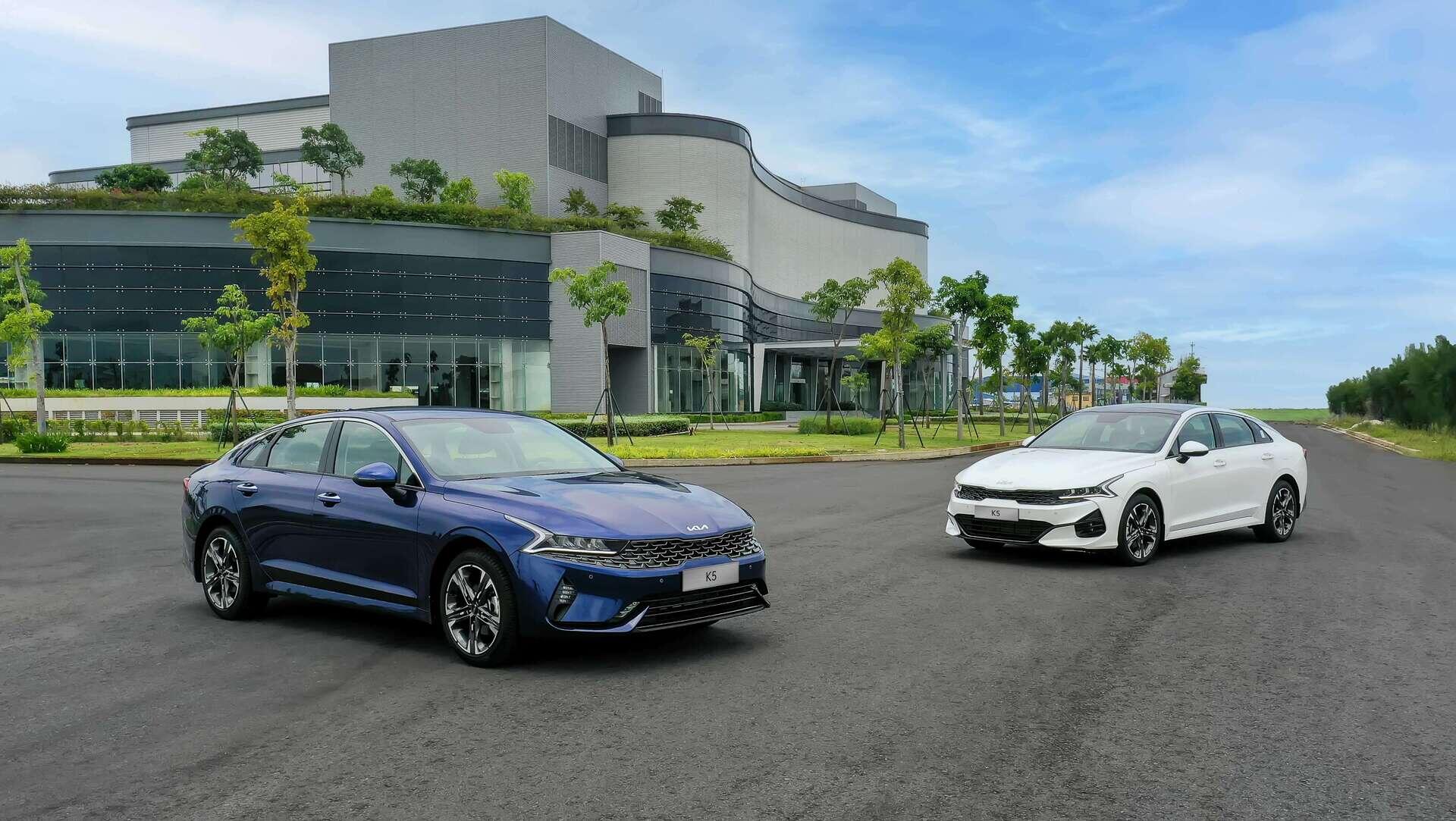 Kia K5 Trắng – Mẫu Sedan Hạng D Sang Trọng Tại Kia Đắk Lắk